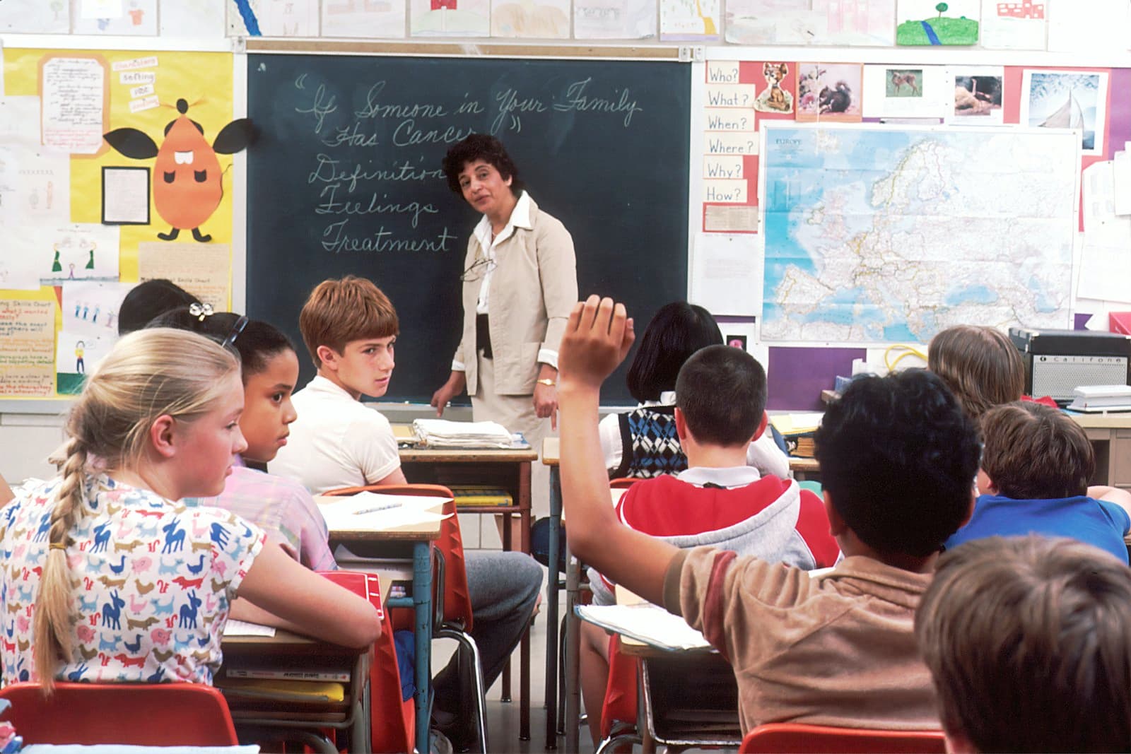 Estudiantes de primaria en el aula